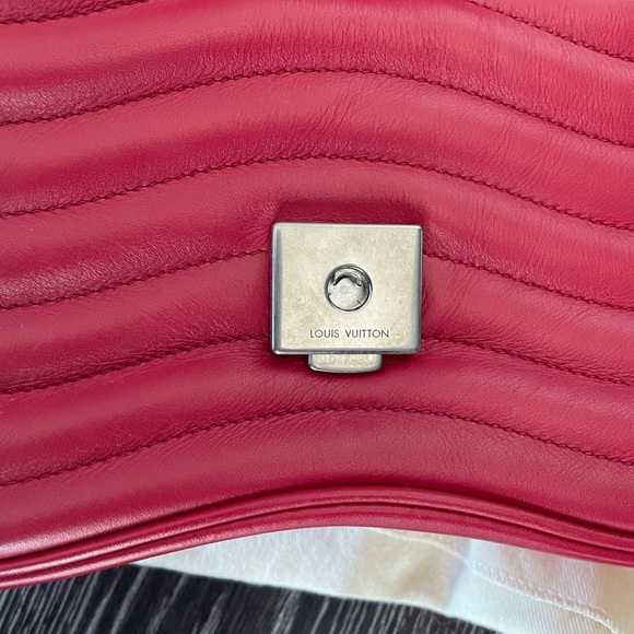 Louis Vuitton New Wave Chain Bag MM Red - Picture 5 of 13